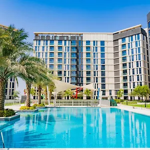 Expo Village Serviced بيت للعطل
